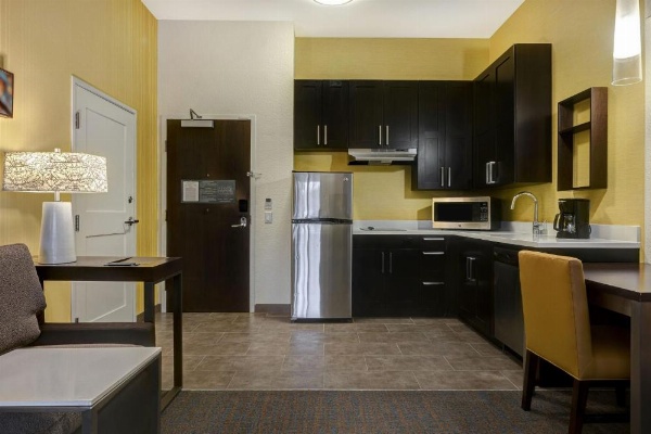 Residence Inn by Marriott Pullman image 16